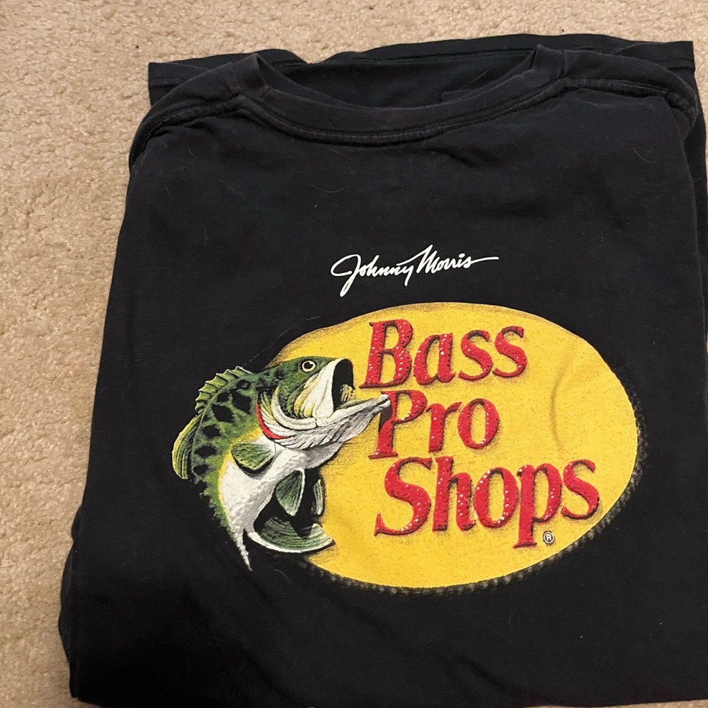 Bass pro shirt, large